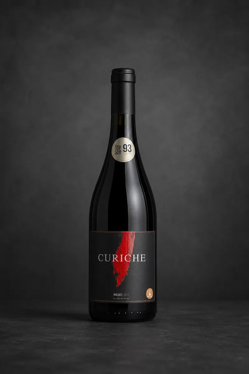 Botella de Curiche, Malbec, con sello de 93 puntos Descorchados